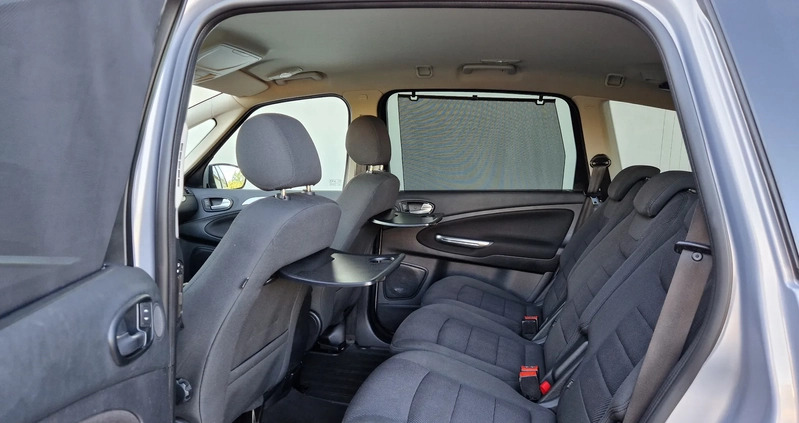 Ford S-Max cena 35900 przebieg: 228000, rok produkcji 2011 z Gniezno małe 211